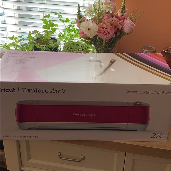 Cricut Explore Air 2- Wild Rose bundle - Picture 6 of 6